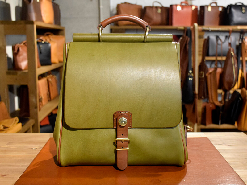 女性に人気!棒屋根ぽってリュック