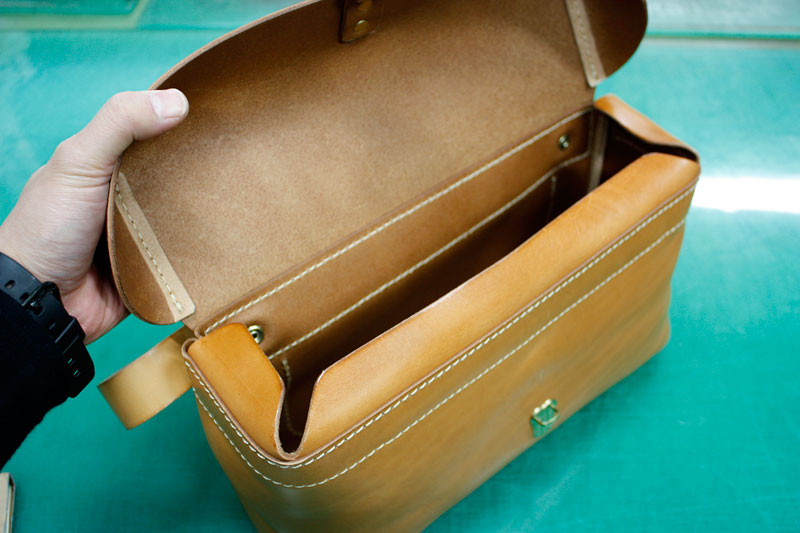 カステラボディバッグ(TB-1946) オープン