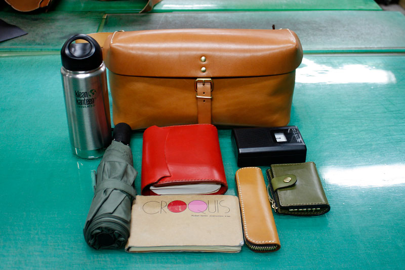 カステラボディバッグ(TB-1946) 収納例