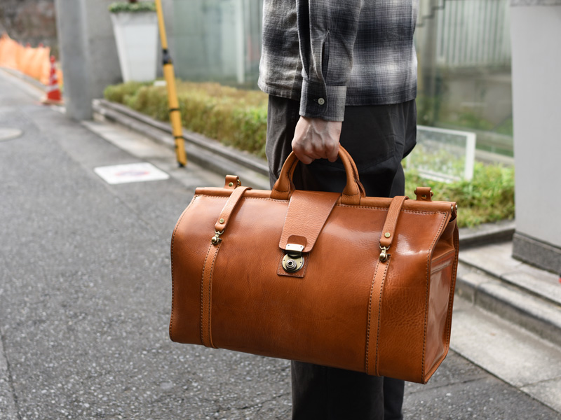 クラシックトラベラーボストン(TB-1929)着用例