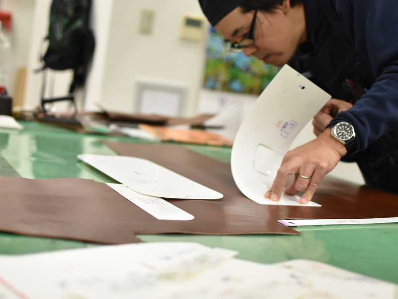 NET工房カットチームの様子1