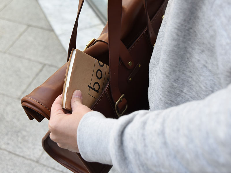 ロールトップトート(TB-1917) 後面ポケット2