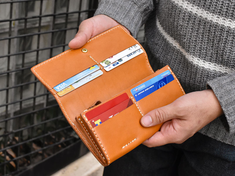 ソフトレザーの長財布(WL-63) 4部屋のカードポケット