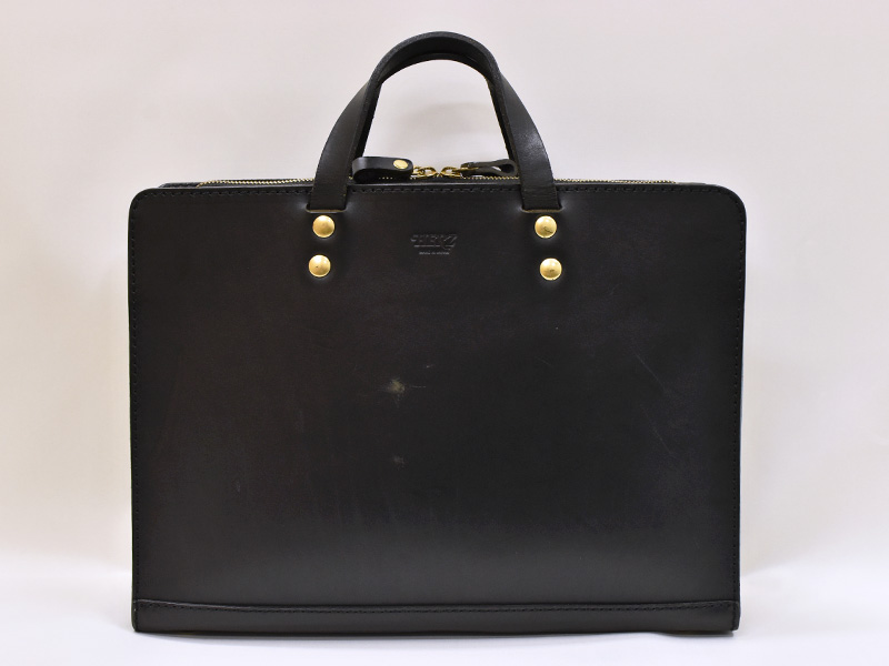 約5年愛用の二本手ビジネスバッグ(BW-111)