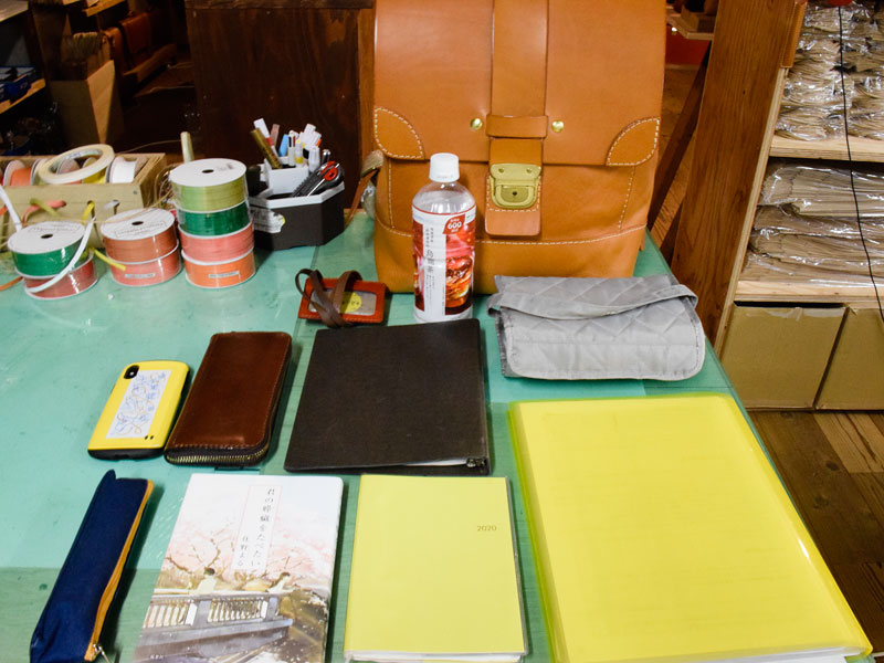 一本ベルトの錠前リュック(R-11) 収納例