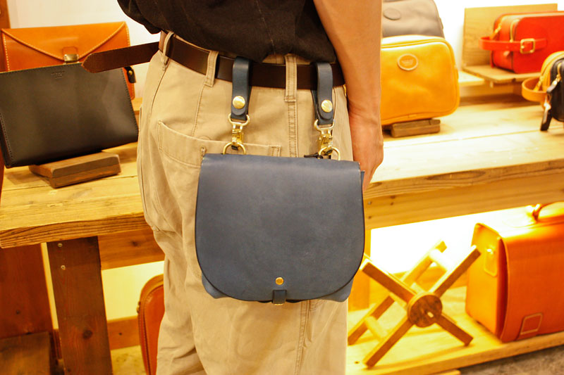 ショルダーバッグにもなるベルトポーチ(E-37) ベルトポーチ