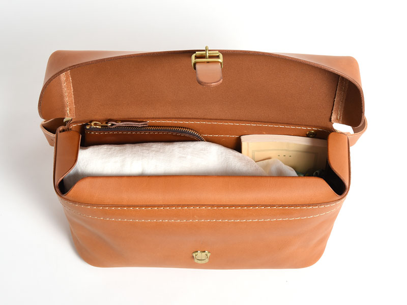 コンテナボディバッグ(F-8) 収納