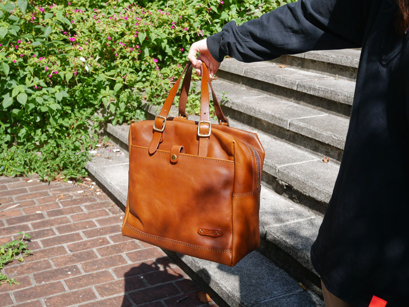 四角ボストン 重量