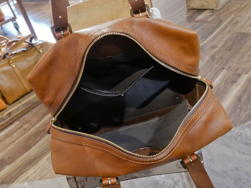 四角ボストン ポケット