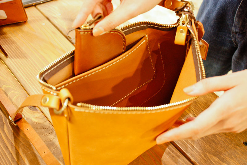 ミニチュイル 内ポケット収納