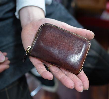 本店作り手:小堀愛用「コンパクト財布」