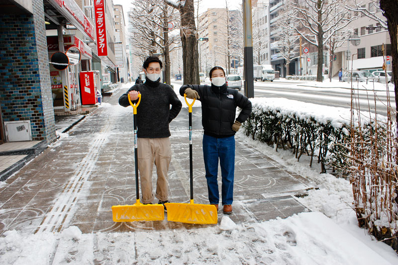 仙台店雪かき風景3