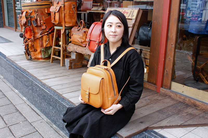 前ポケミニリュック(R-20) 座ってもおさまりが良い