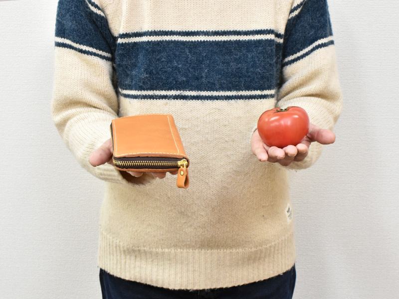 長財布と同じ重さの物を探す山木2