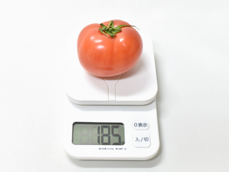 ヘルツの長財布と同じくらいの重さのもの1