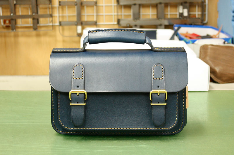 二本ベルトの2wayミニバッグ(CW-67) ネイビー仕様