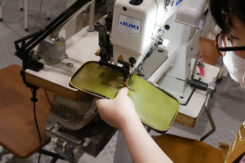 大阪店の工房の様子4