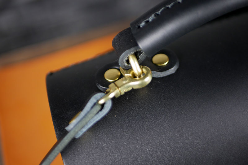 バレルショルダー(MB-2104) ストラップ連結