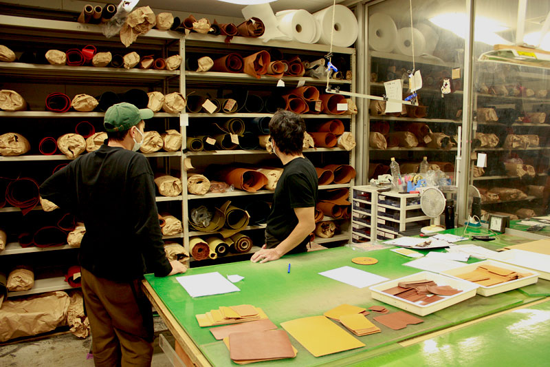 仙台店最近の工房の様子