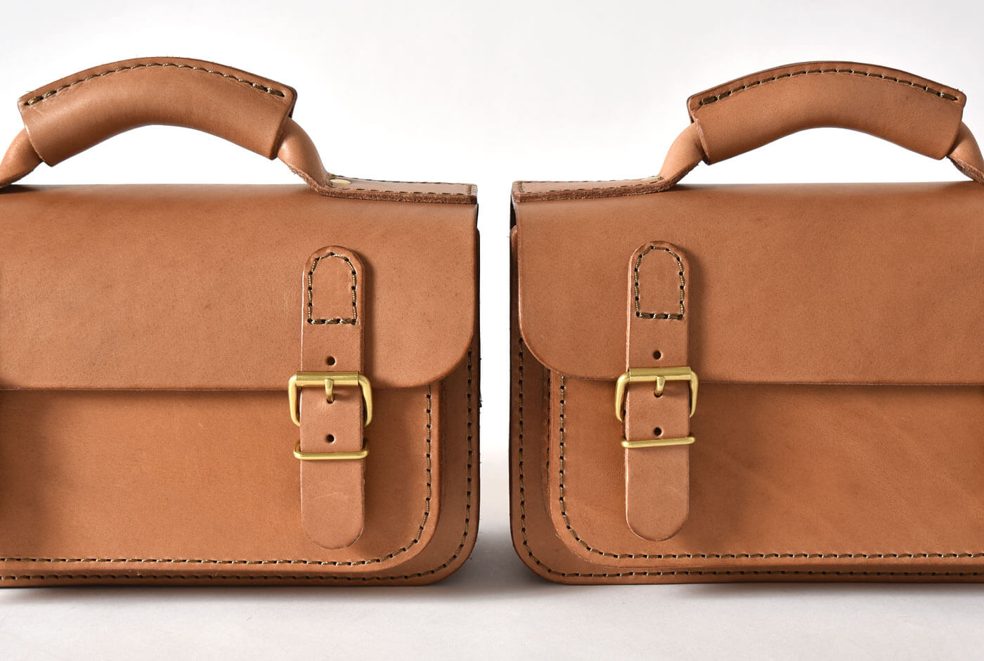 カフェモカ 革質