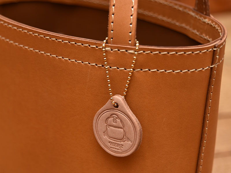 バッグチャーム 取り付け