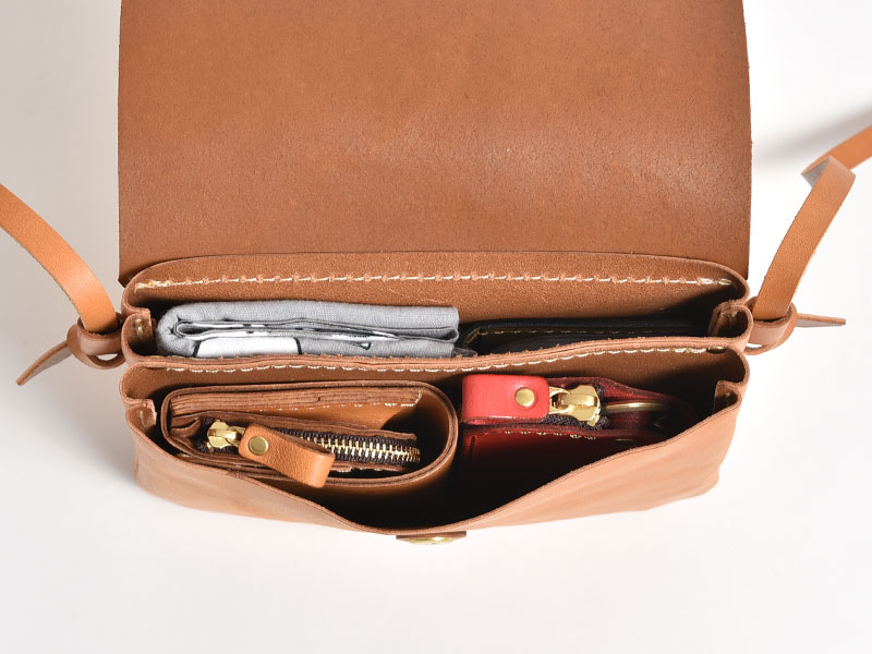 2部屋サコッシュ(CP-9) 横型収納