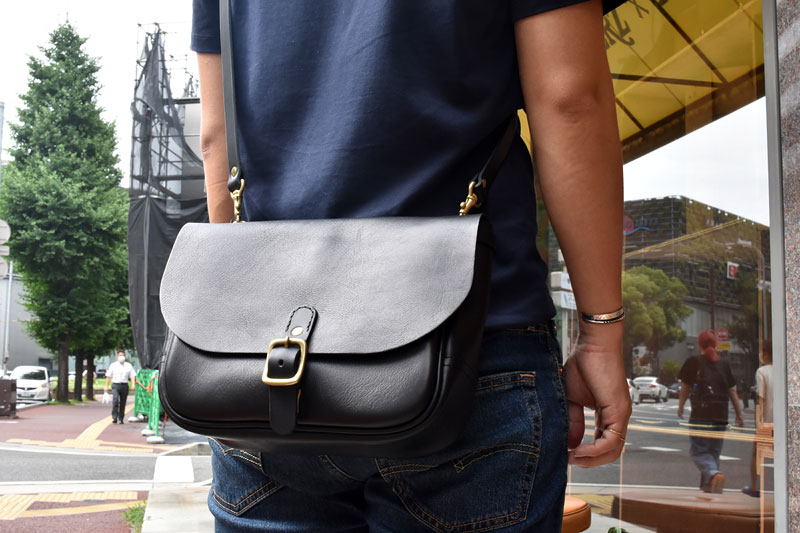 812ショルダー　メンズ着用