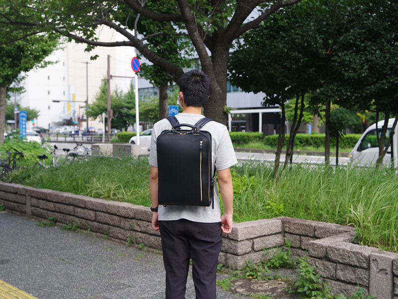 ビジネスリュックとカジュアルリュックのお話 ブリックリュック(R-25) 2