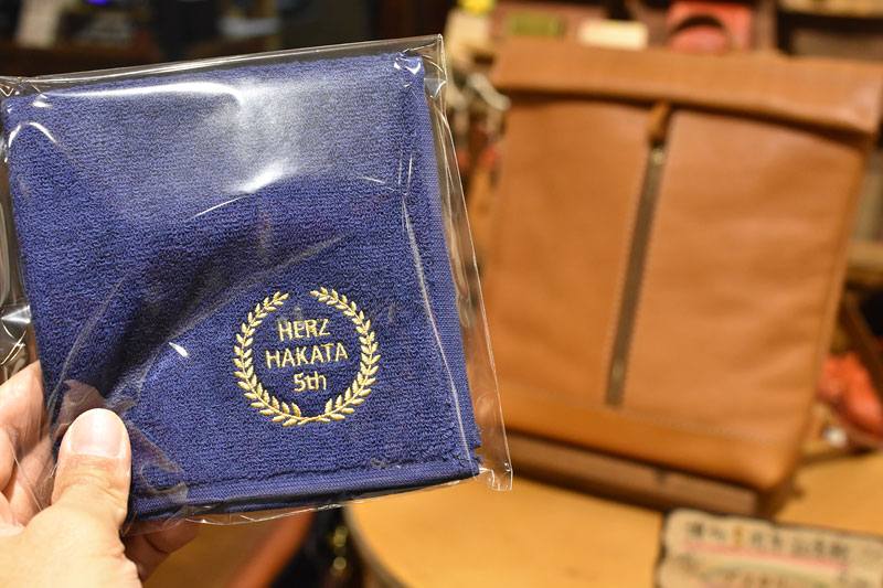 博多店5周年記念鞄 ご購入特典