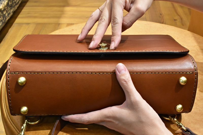 気ままにショルダー:閉め方1