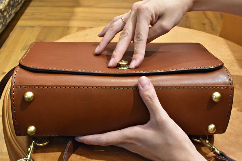 気ままにショルダー:閉め方2