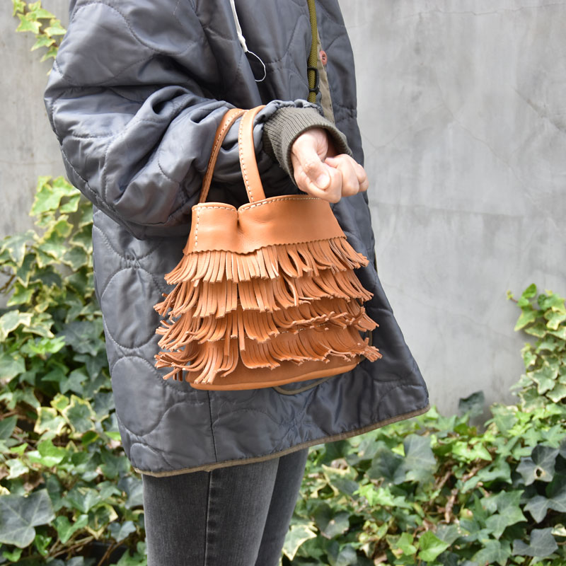 フリンジトート 作り手神村着用3