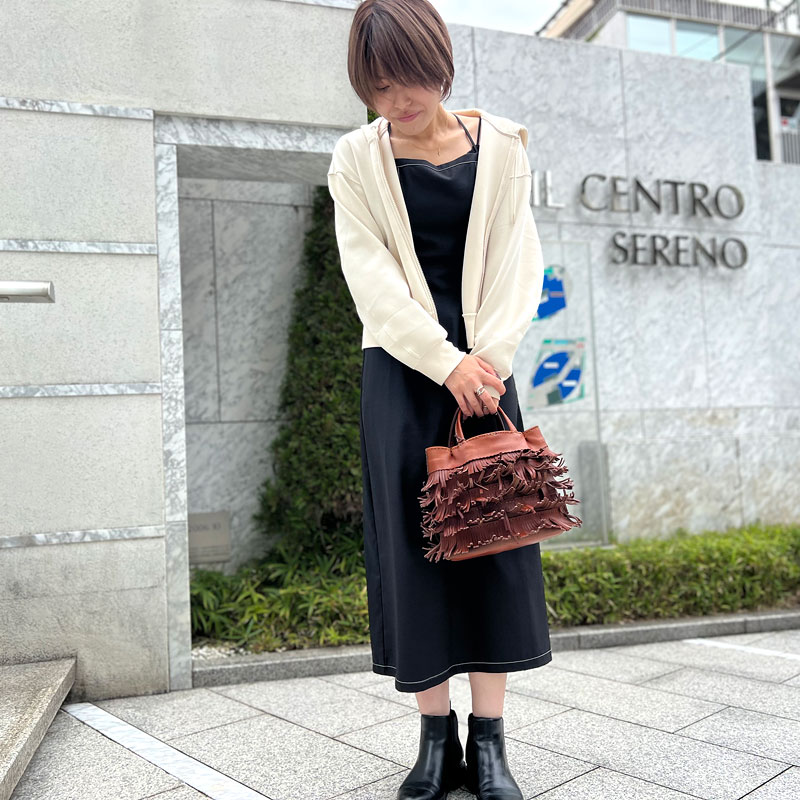 フリンジトート スタッフ泉着用