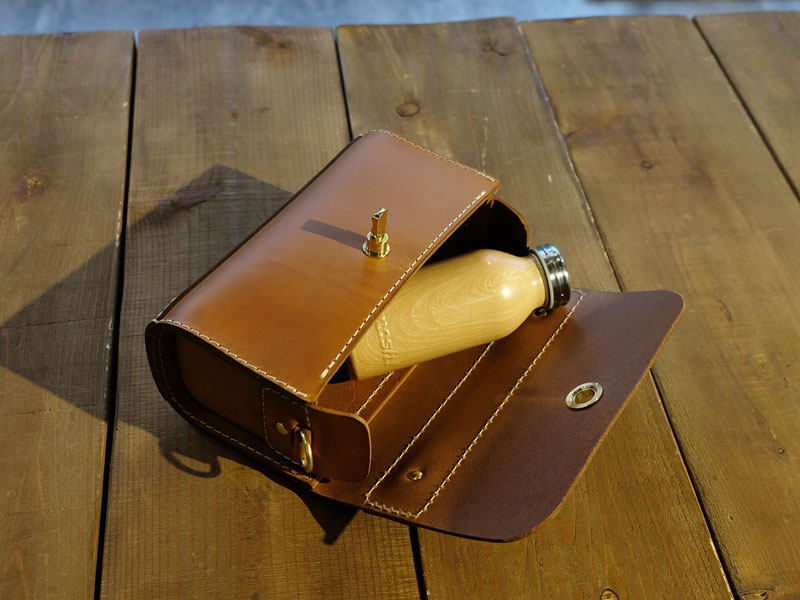 フィットバッグ(CT-2303) 水筒収納例