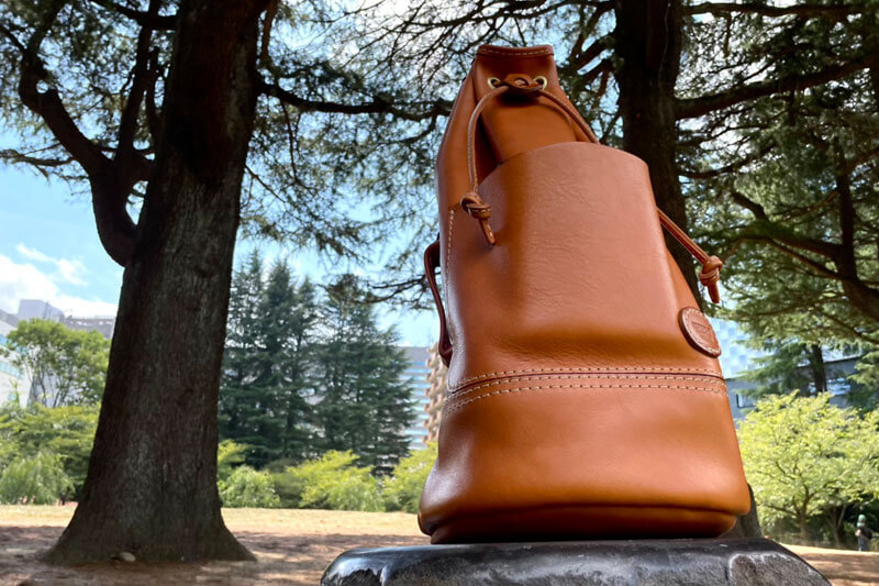 晴れの公園に持ち出してみました!