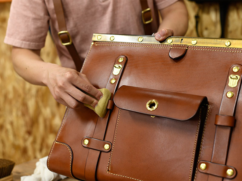 P-2にラナパーを塗る所