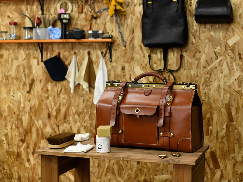 P-2にオイル浸透させているところ