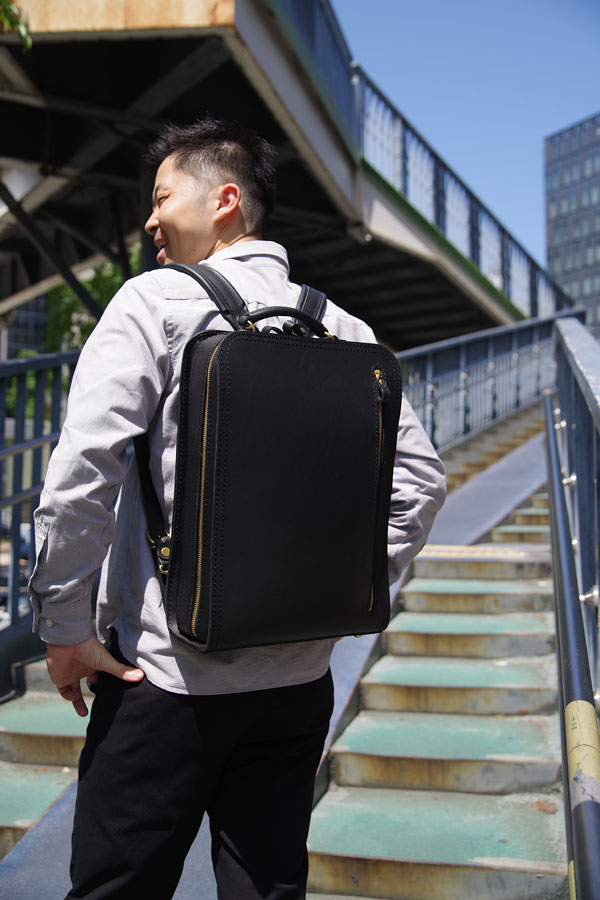 ブリックリュック(R-25)　メンズ着用4