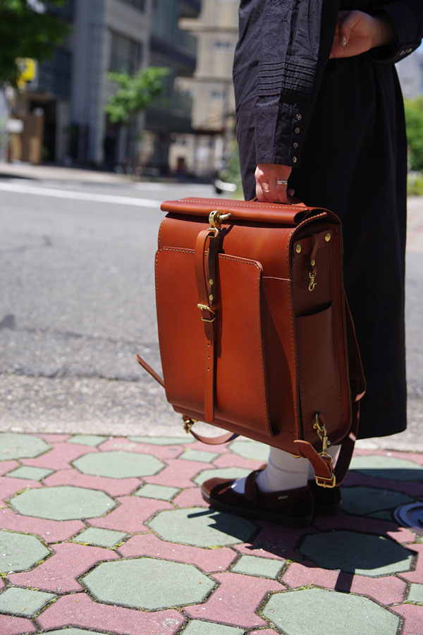 一本ベルトバレルリュック(R-26)　レディース手持ち