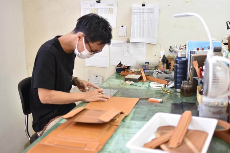 博多の制作風景_家弓