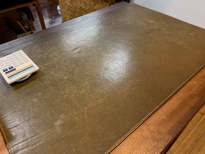 本店のデスクマット