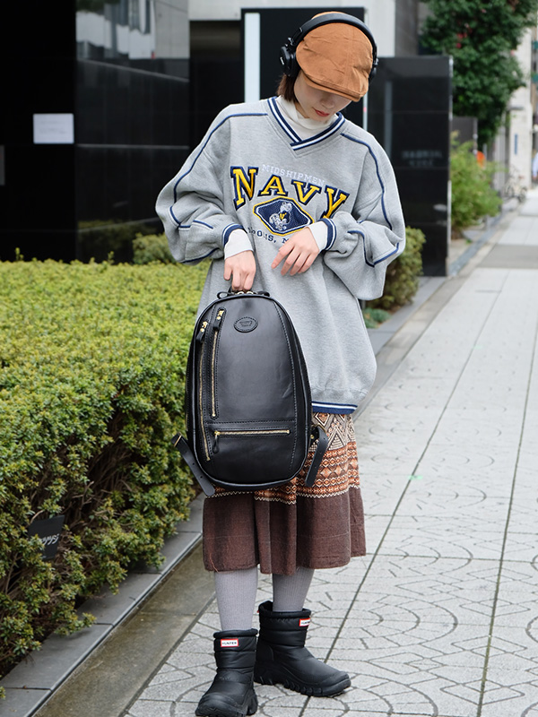 グッドファスナーリュック(R-10) レディース着用