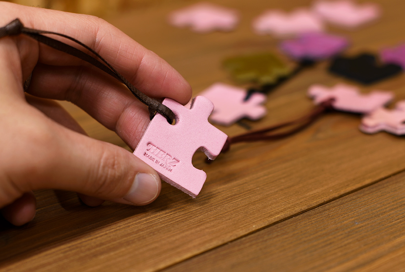 プレゼント品のパズルピース1