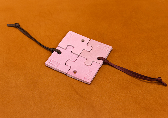 プレゼント品のパズルピース2