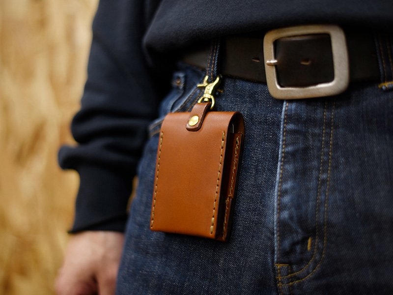 二つ折りパスケース(BE-2505)1