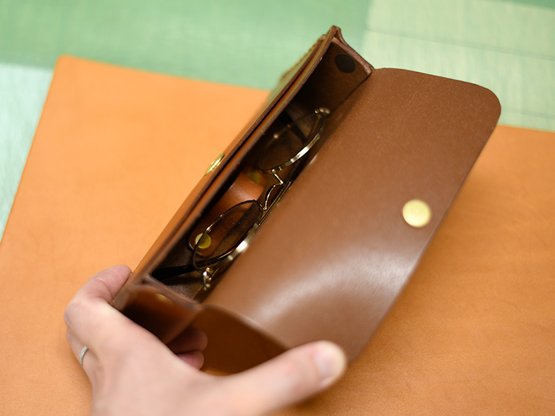 ハードメガネケース(BE-2504)2