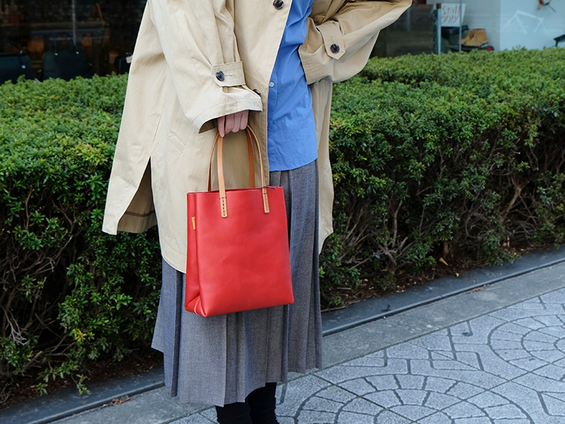 ソフト革のトートバッグ・縦型(T-205)