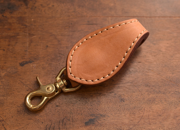 ベルトにも付けられるキーホルダー(TN-104)