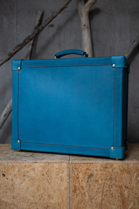 Sブルー_札幌_トランク