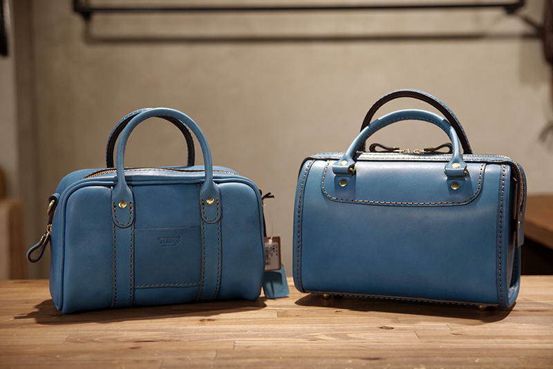 セルリアンブルーのミニバッグ3